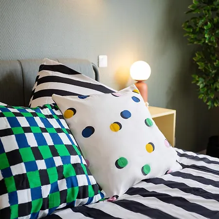 Lila - Confortable In * Parigi