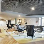 Lila Home - Tour Eiffel A 10Mn - Balcon Et Parking Offert